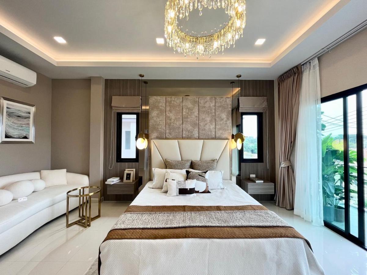 Southern Peak Pool Villa Huay Yai Pattaya บ้านห้วยใหญ่ ภายนอก รูปภาพ