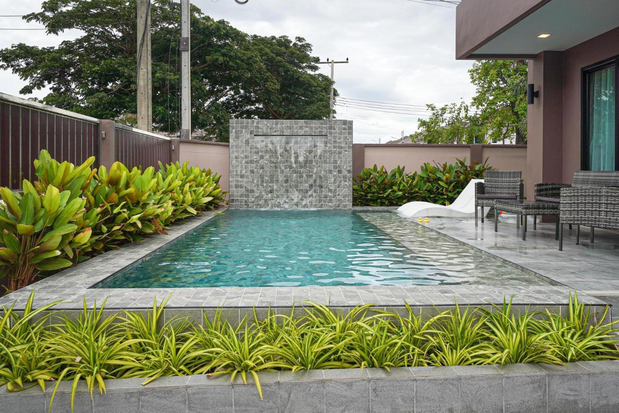 Southern Peak Pool Villa Huay Yai Pattaya บ้านห้วยใหญ่ ภายนอก รูปภาพ
