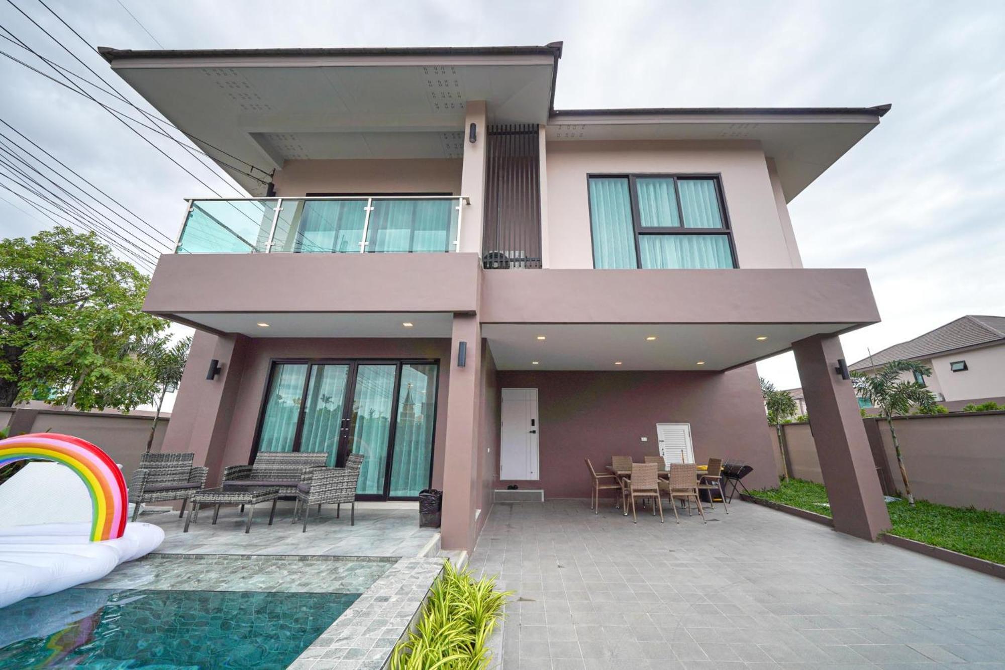 Southern Peak Pool Villa Huay Yai Pattaya บ้านห้วยใหญ่ ภายนอก รูปภาพ