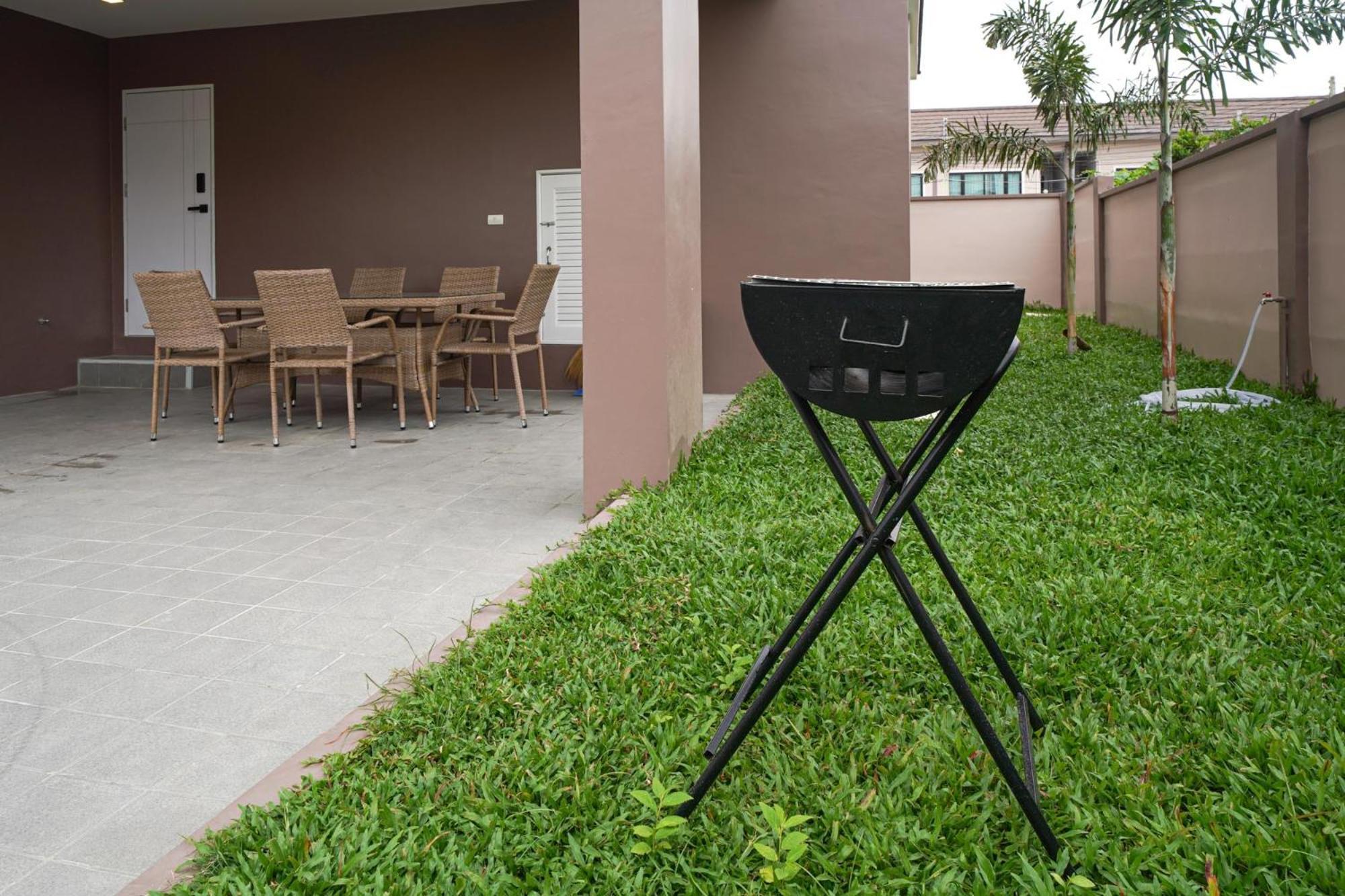 Southern Peak Pool Villa Huay Yai Pattaya บ้านห้วยใหญ่ ภายนอก รูปภาพ