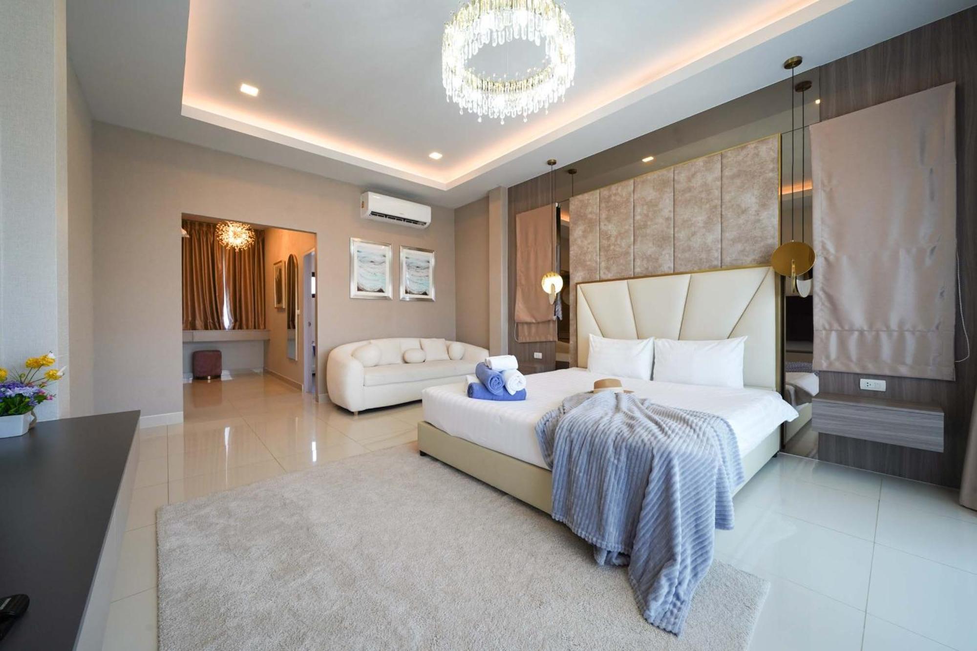 Southern Peak Pool Villa Huay Yai Pattaya บ้านห้วยใหญ่ ภายนอก รูปภาพ