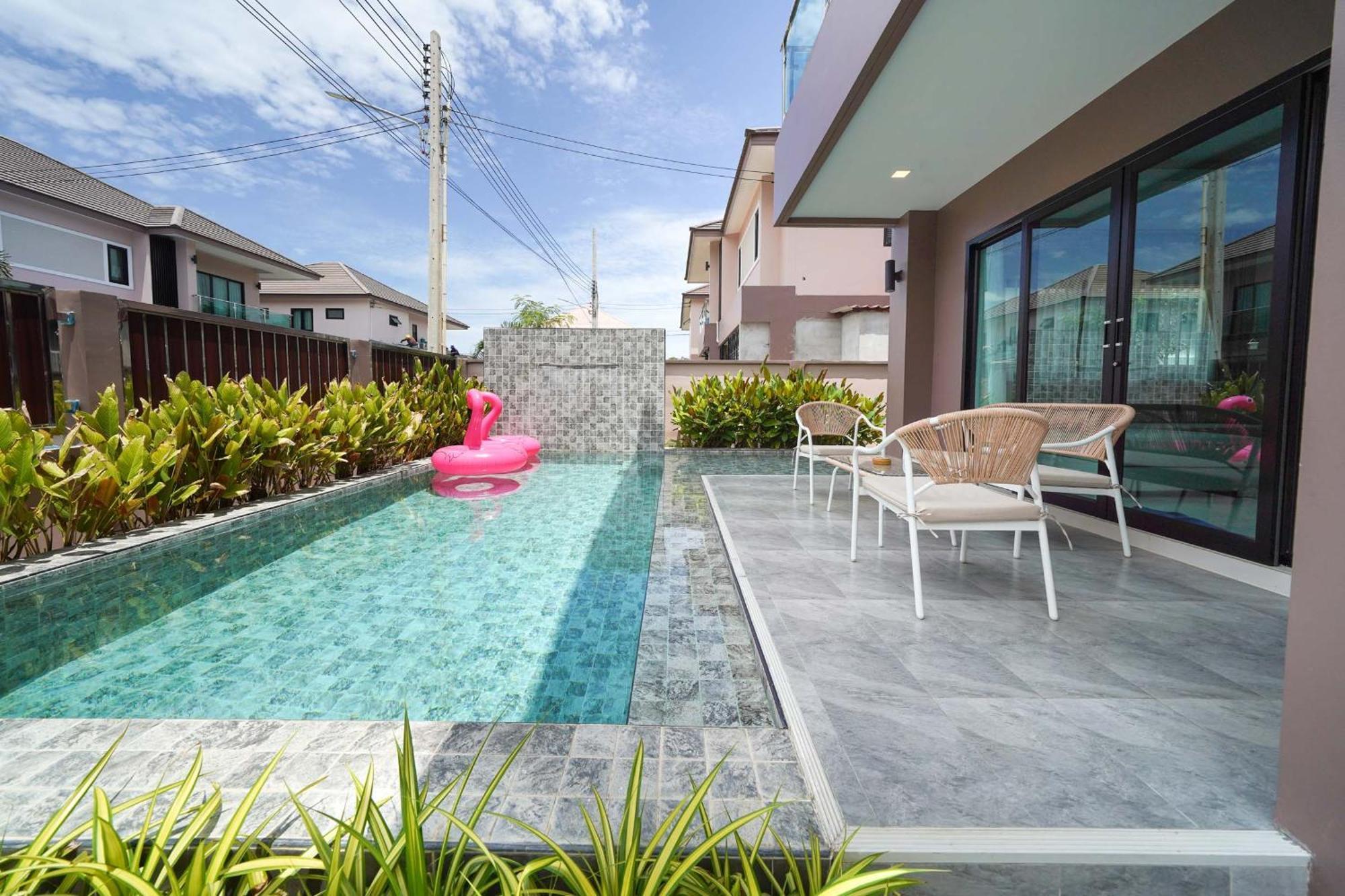 Southern Peak Pool Villa Huay Yai Pattaya บ้านห้วยใหญ่ ภายนอก รูปภาพ
