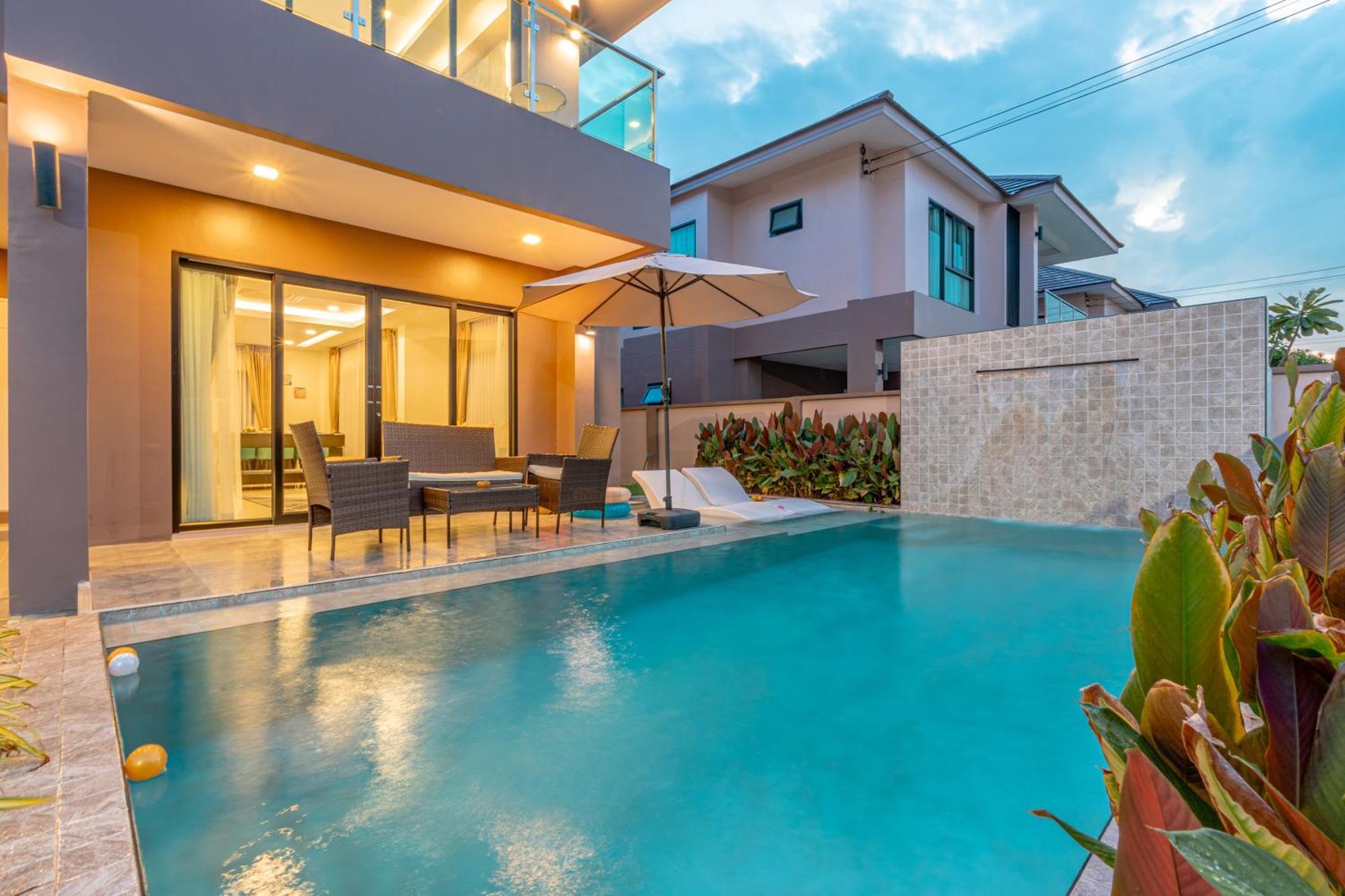 Southern Peak Pool Villa Huay Yai Pattaya บ้านห้วยใหญ่ ภายนอก รูปภาพ