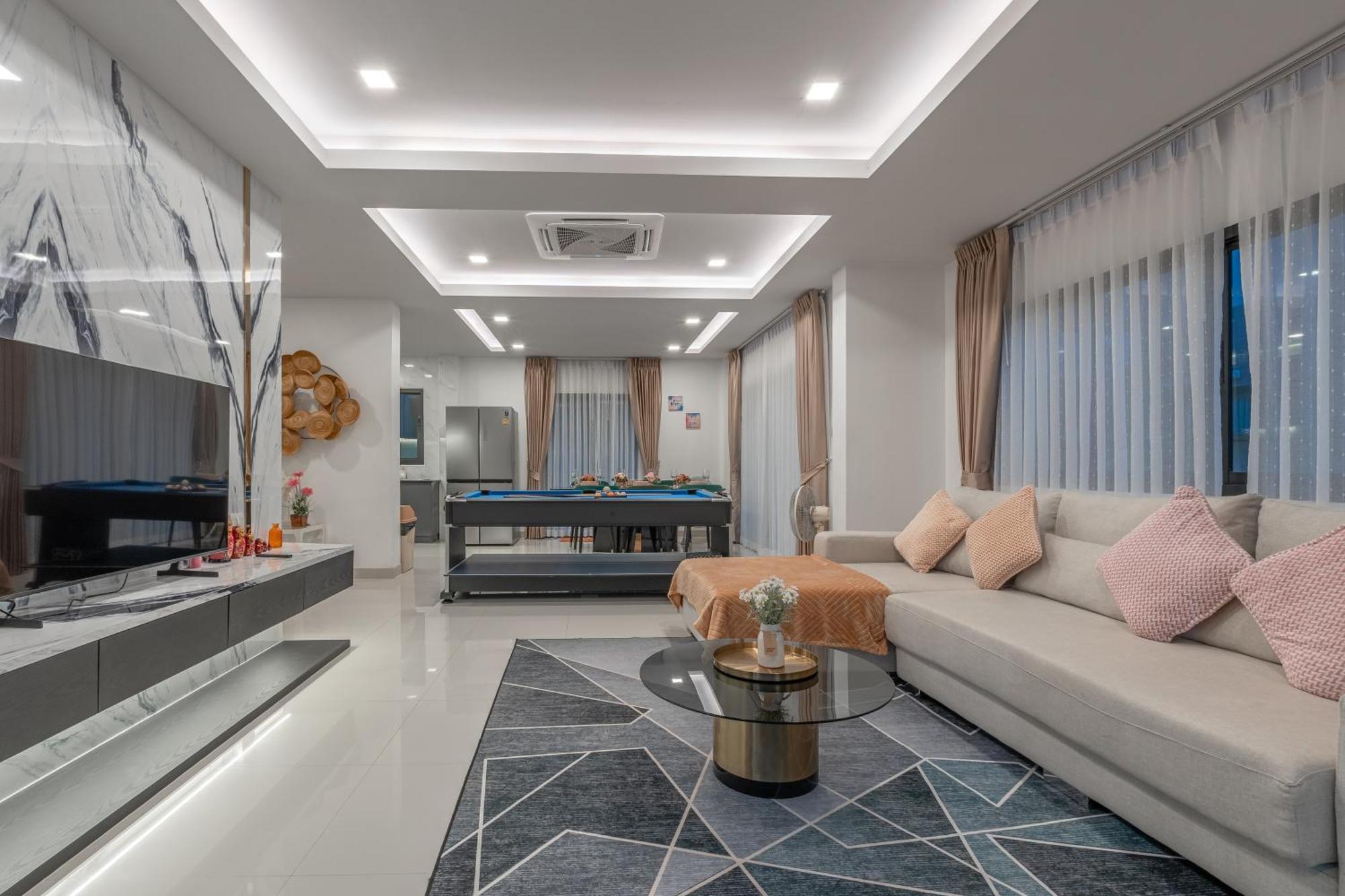 Southern Peak Pool Villa Huay Yai Pattaya บ้านห้วยใหญ่ ภายนอก รูปภาพ