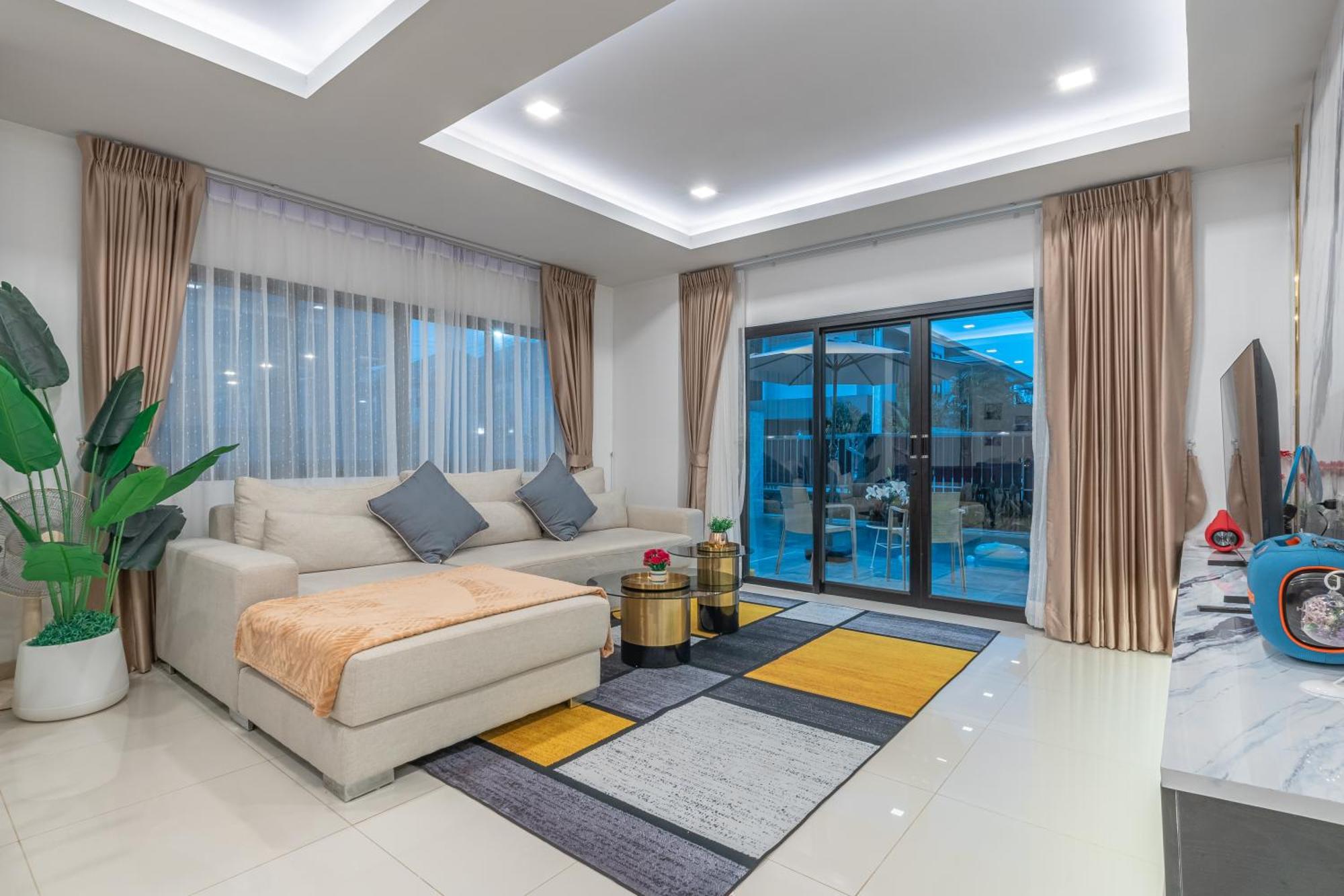 Southern Peak Pool Villa Huay Yai Pattaya บ้านห้วยใหญ่ ภายนอก รูปภาพ
