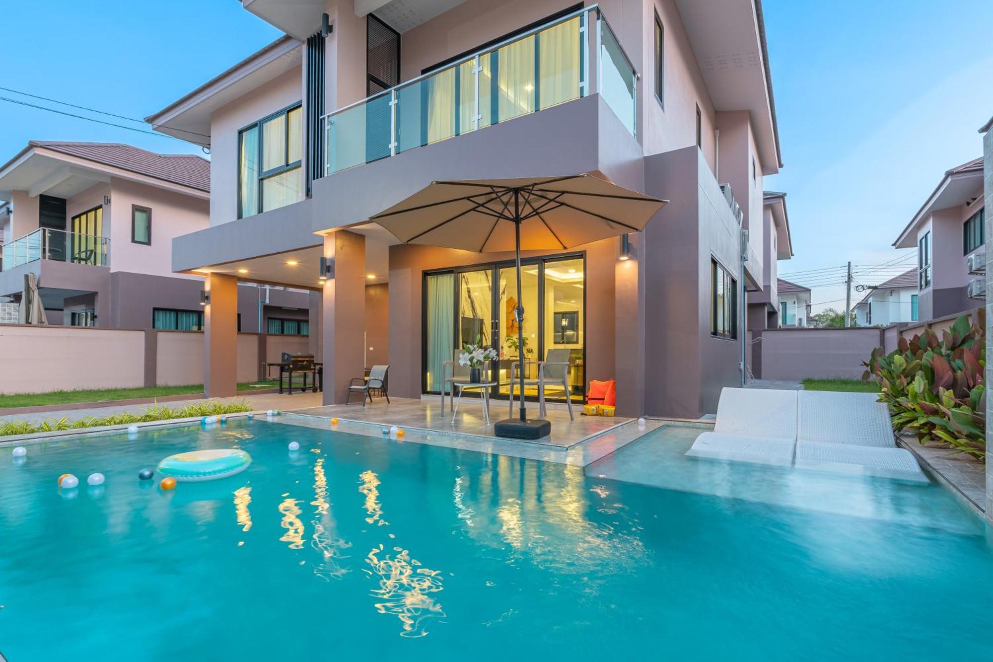 Southern Peak Pool Villa Huay Yai Pattaya บ้านห้วยใหญ่ ภายนอก รูปภาพ