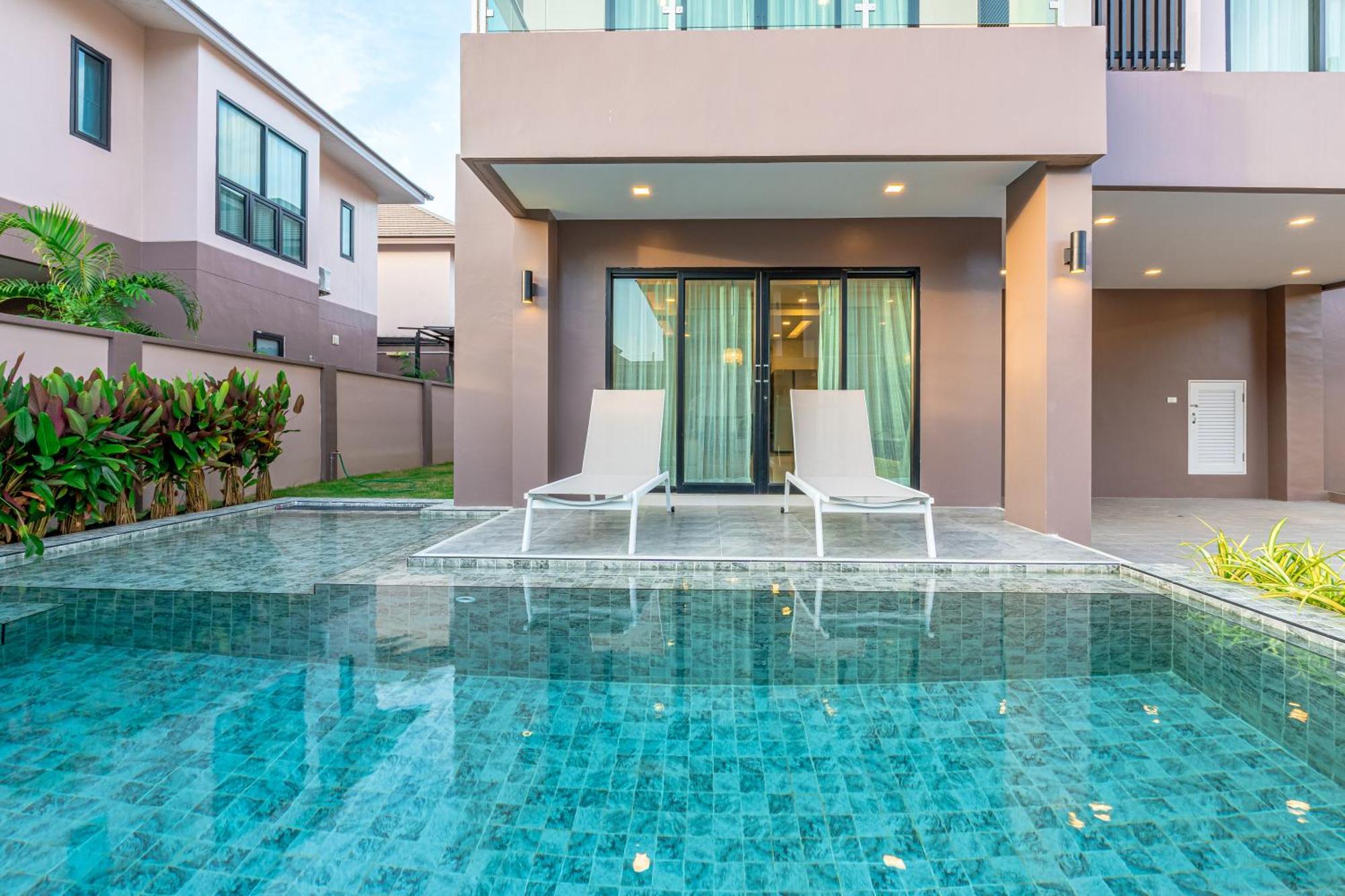 Southern Peak Pool Villa Huay Yai Pattaya บ้านห้วยใหญ่ ภายนอก รูปภาพ